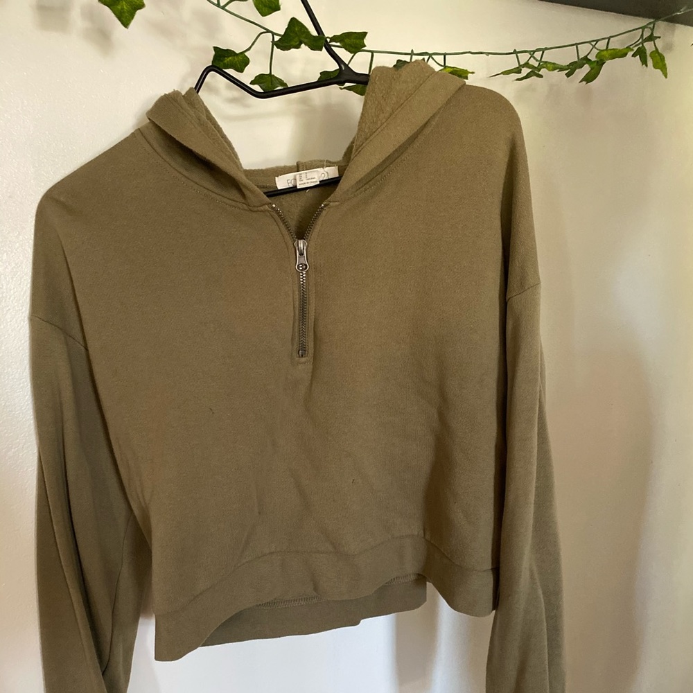 Crop hoodie